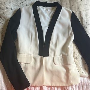 Women’s black and white blazer